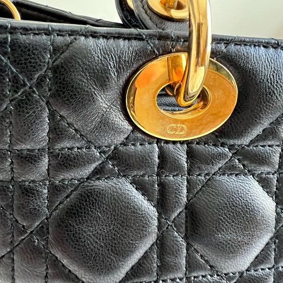 ❌❌SOLD❌❌Authentic Christian Lady Dior Medium Lambskin Handbag - Picture 3 of 16